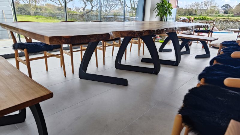 Zulu steel table legs