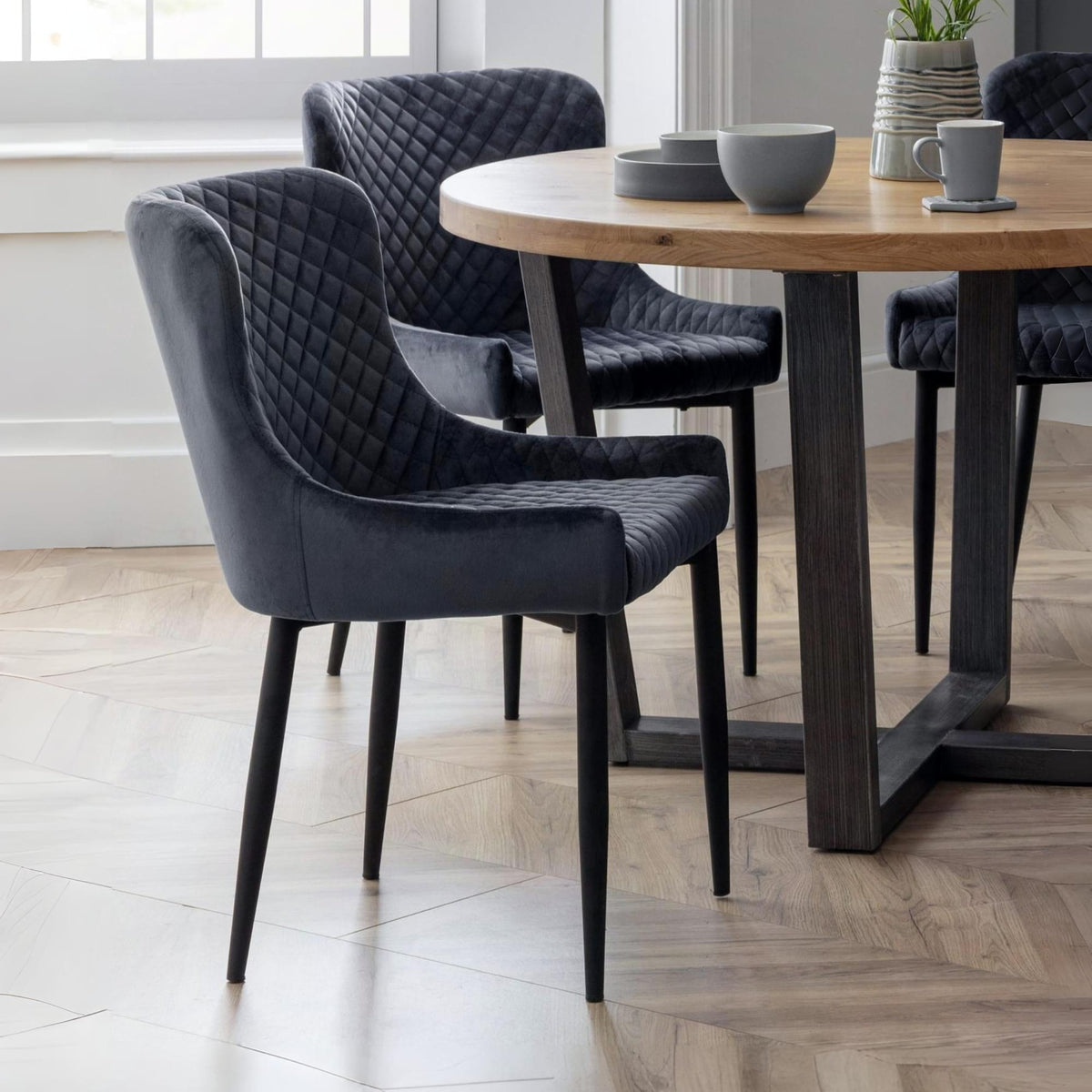 Bella dining chair in Grey