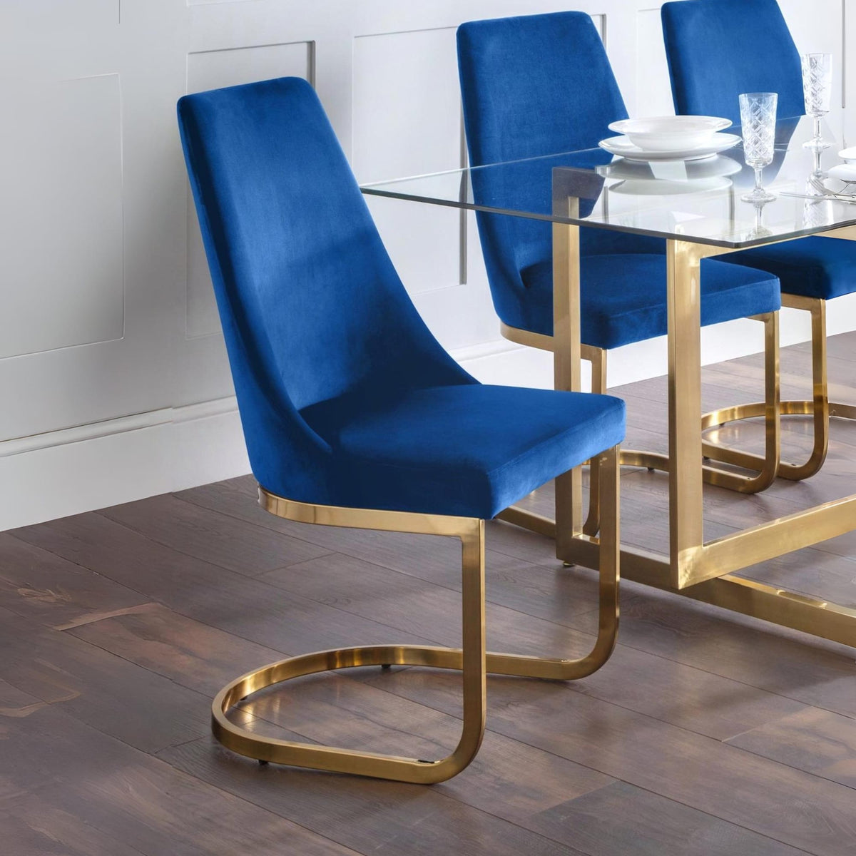 Capri dining chair in Blue