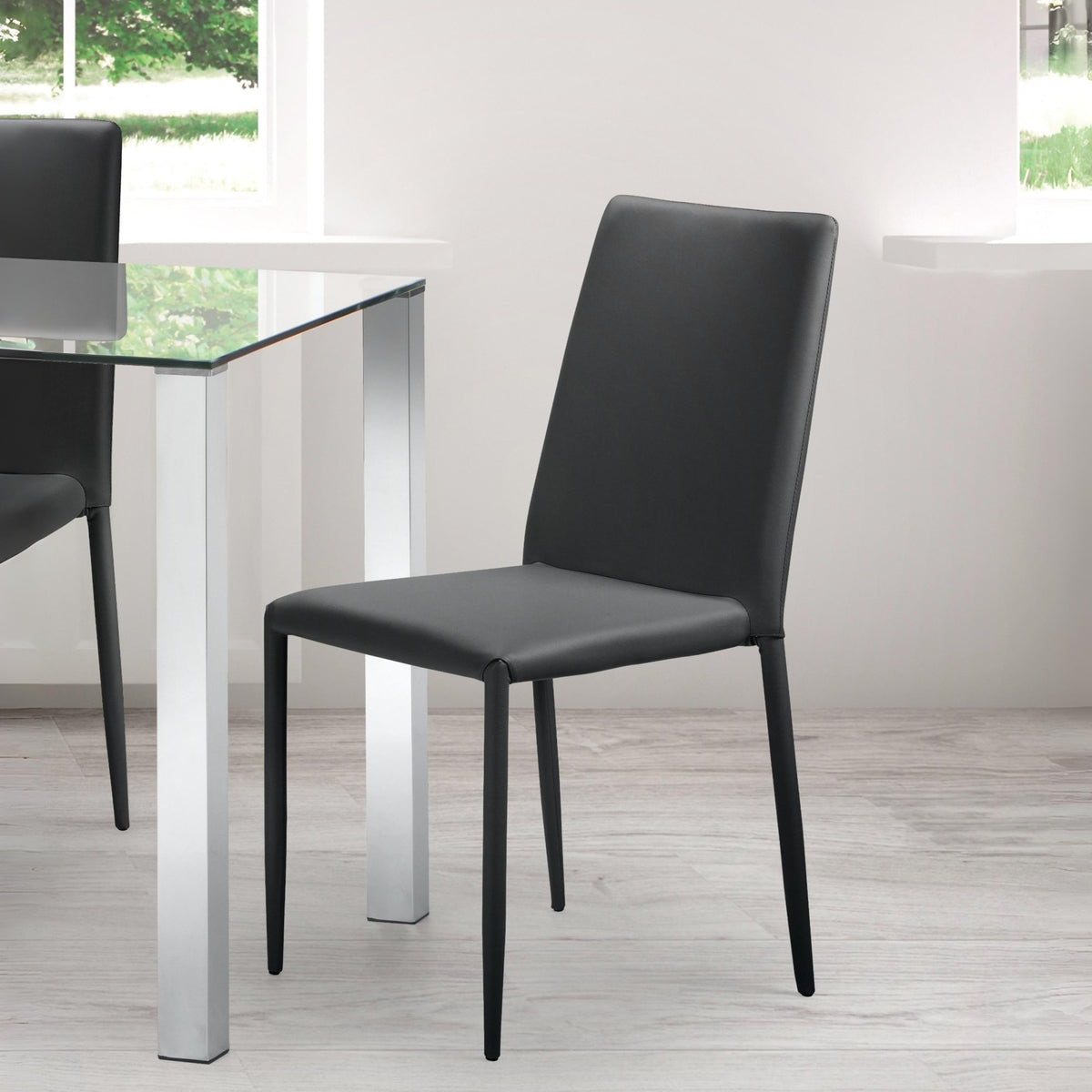 Milano dining chair in Black